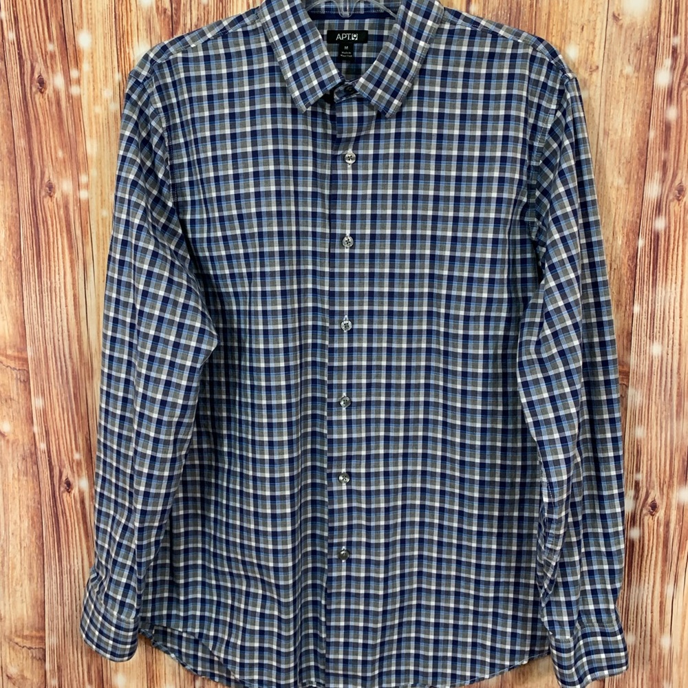 Apt 9 Button Down Shirt Size Medium Like New - image 2